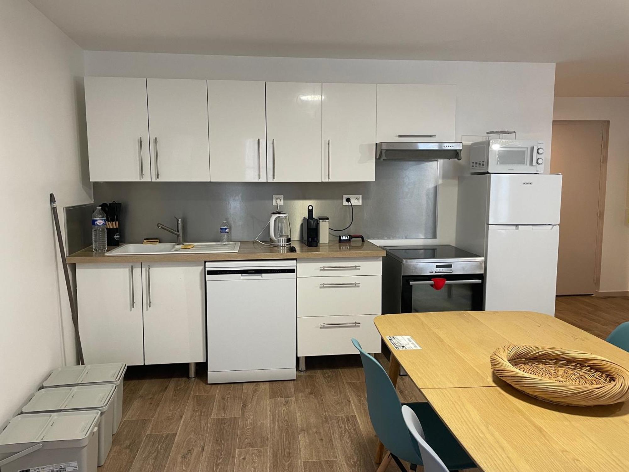 Apartament Saint-Remy Troyes Zewnętrze zdjęcie