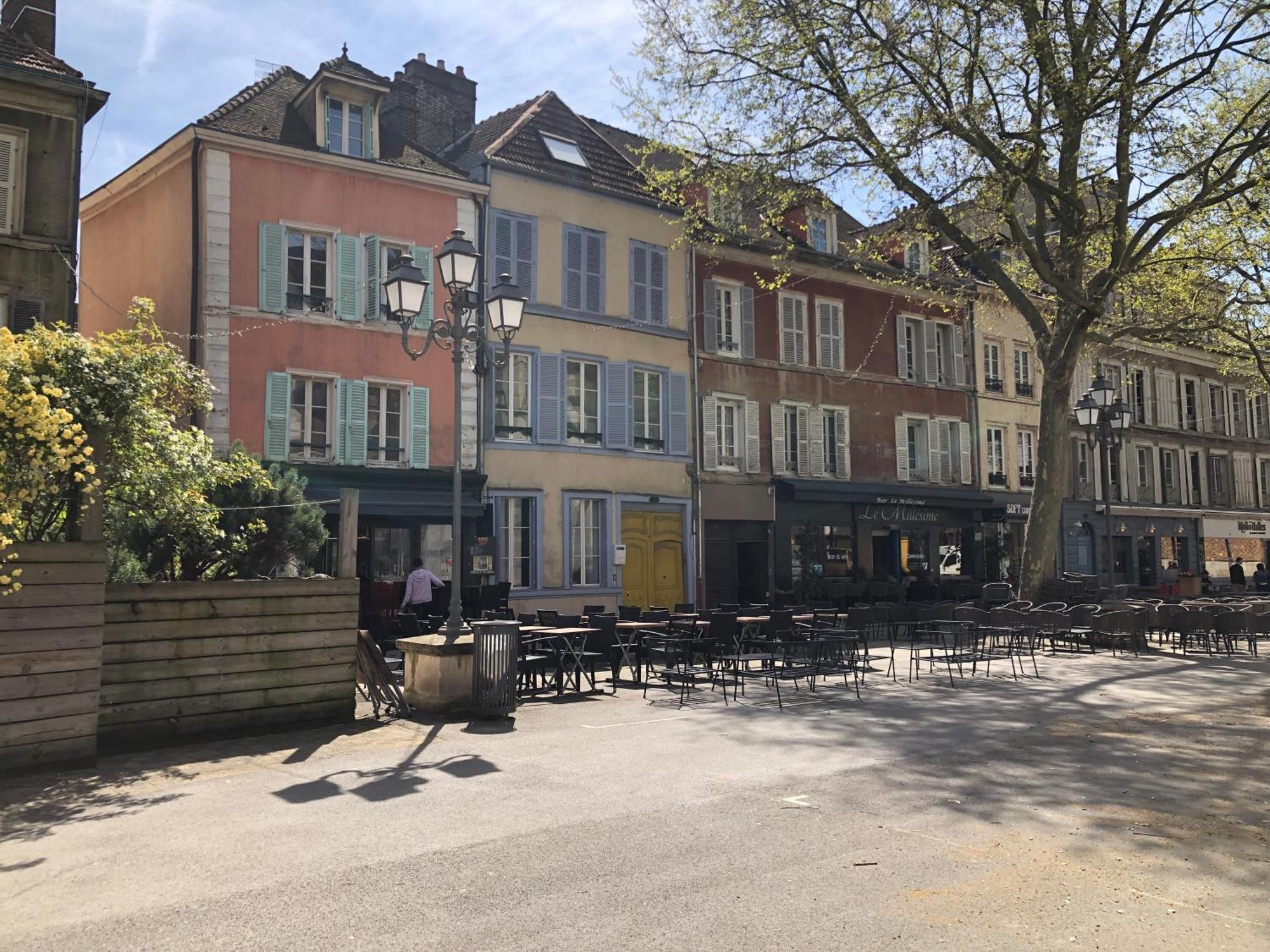Apartament Saint-Remy Troyes Zewnętrze zdjęcie